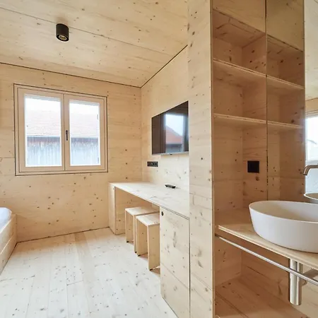 Chalets Des Lara & Louise 里登