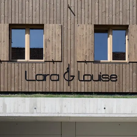 度假居 Chalets Des Lara & Louise 里登