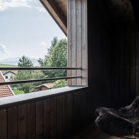度假居 Chalets Des Lara & Louise 里登