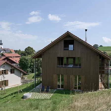 Chalets Des Lara & Louise 里登