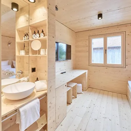 度假居 Chalets Des Lara & Louise 里登