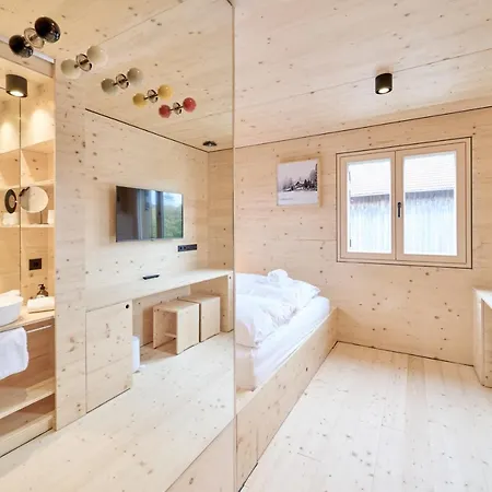 Chalets Des Lara & Louise *